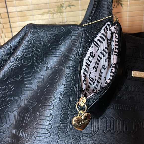 Juicy Couture Lg. Weekender Bag Black Faux Leather w Zip Coin Purse 17”x11”x8” - Picture 5 of 17